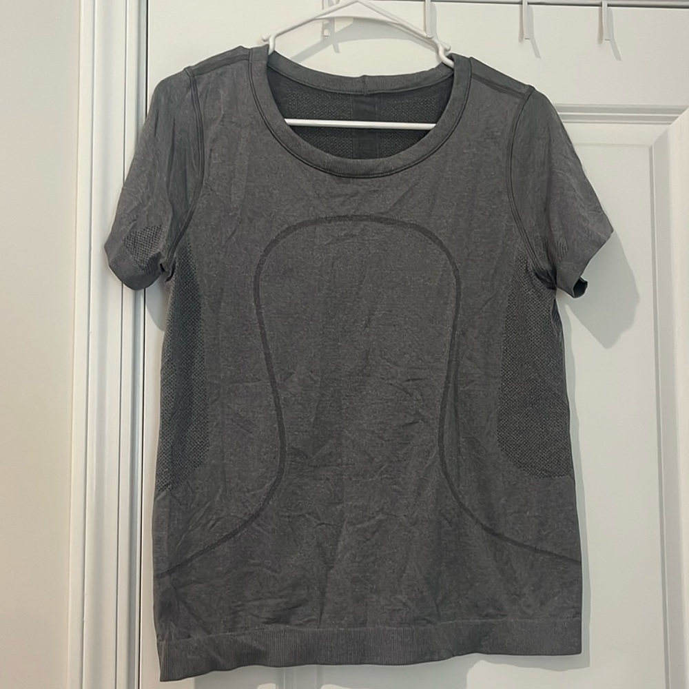 Lululemon Swiftly Tech Loose Fit - image 1